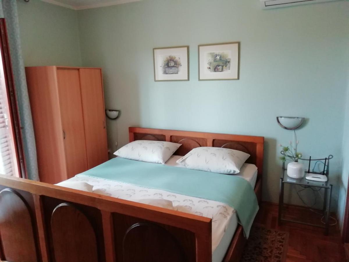 Near Beach - Apartments Marica روفينج الغرفة الصورة
