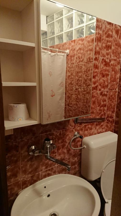 Near Beach - Apartments Marica روفينج المظهر الخارجي الصورة